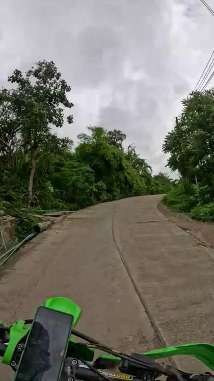 ภาพถนนตรงที่ Teepo kee ทีโพคี โฮมสเตย์ ตั้งอยู่ ถ่ายโดย julcnx พ.ศ. 2569 (2026) · A street-level view of where Teepo kee ทีโพคี โฮมสเตย์ stands, by julcnx in 2569 (2026)