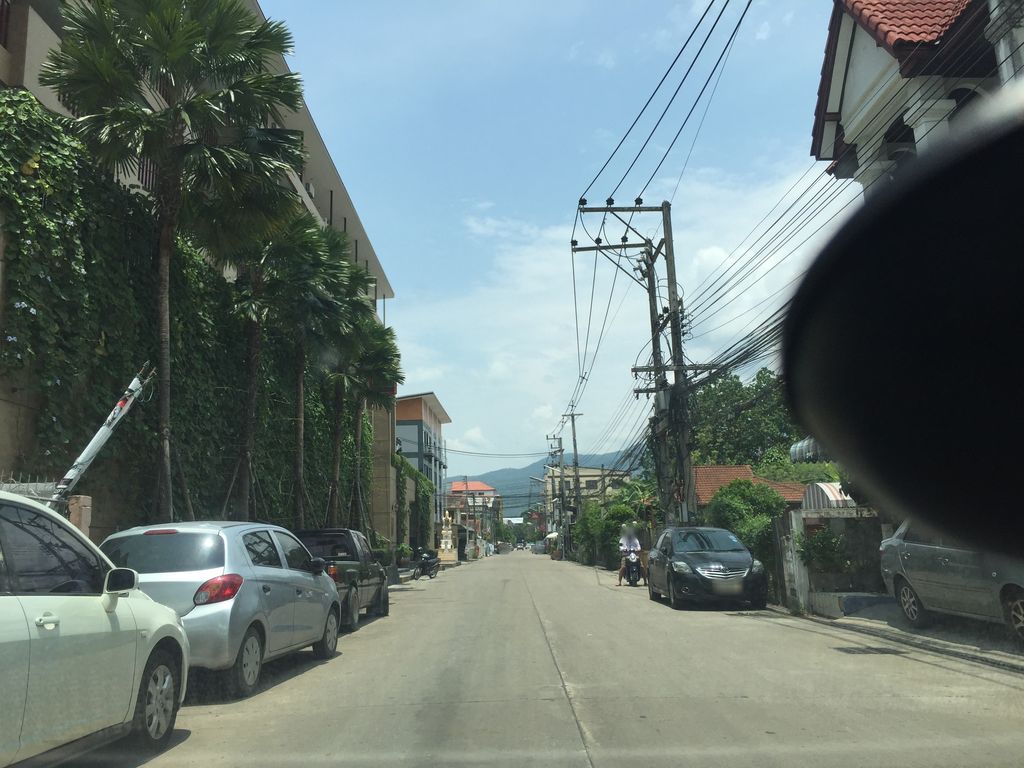 ภาพถนนตรงที่ เจินเจิน หม่าล่าสายพาน สาขา 大谷地-อรุโณทัย ตั้งอยู่ ถ่ายโดย kyoko พ.ศ. 2561 (2018) · A street-level view of where เจินเจิน หม่าล่าสายพาน สาขา 大谷地-อรุโณทัย · Choenchoen Mala Saiphan Sakha 大谷地-arunothai stands, by kyoko in 2561 (2018)