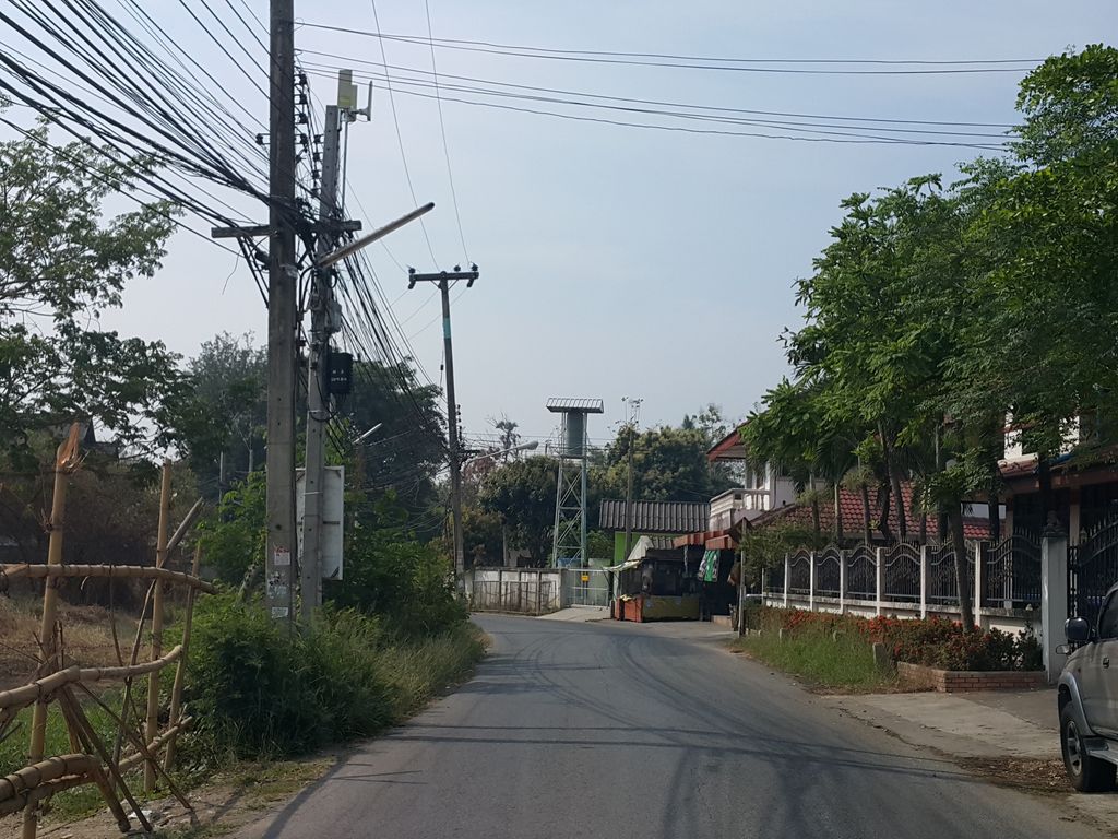 ภาพถนนตรงที่ สุพัตราอพาร์เม้นท์ เชียงใหม่ ตั้งอยู่ ถ่ายโดย jrcarlsen พ.ศ. 2559 (2016) · A street-level view of where สุพัตราอพาร์เม้นท์ เชียงใหม่ · Supha Tra Aphamen Chiang Mai stands, by jrcarlsen in 2559 (2016)