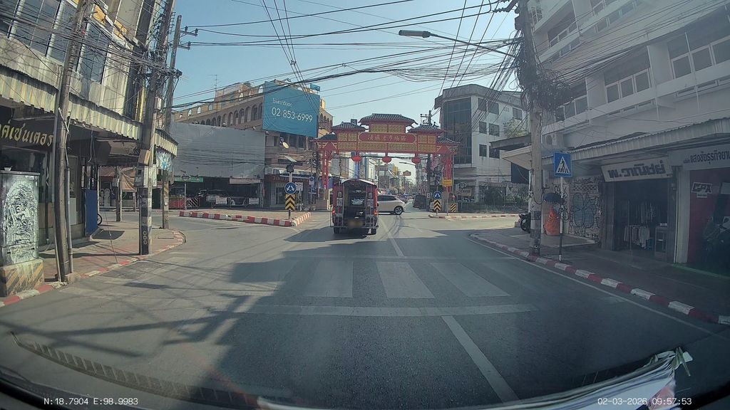 ภาพถนนตรงที่ ก๋วยเตี๋ยวจักรพรรดิ์ เจ็ดยอด ตั้งอยู่ ถ่ายโดย ThailandCambodia พ.ศ. 2569 (2026) · A street-level view of where ก๋วยเตี๋ยวจักรพรรดิ์ เจ็ดยอด · Kuaitiao Chak Phron Chet Yot stands, by ThailandCambodia in 2569 (2026)