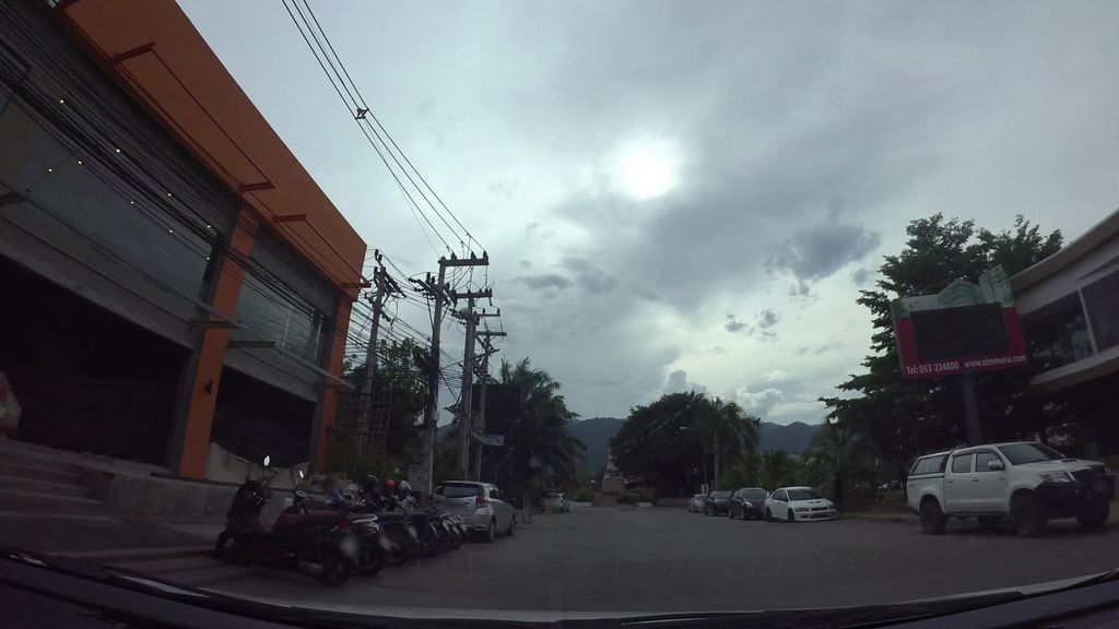 ภาพถนนตรงที่ O.S. Thai Visa Express Service ตั้งอยู่ ถ่ายโดย kaart_3 พ.ศ. 2562 (2019) · A street-level view of where O.S. Thai Visa Express Service stands, by kaart_3 in 2562 (2019)