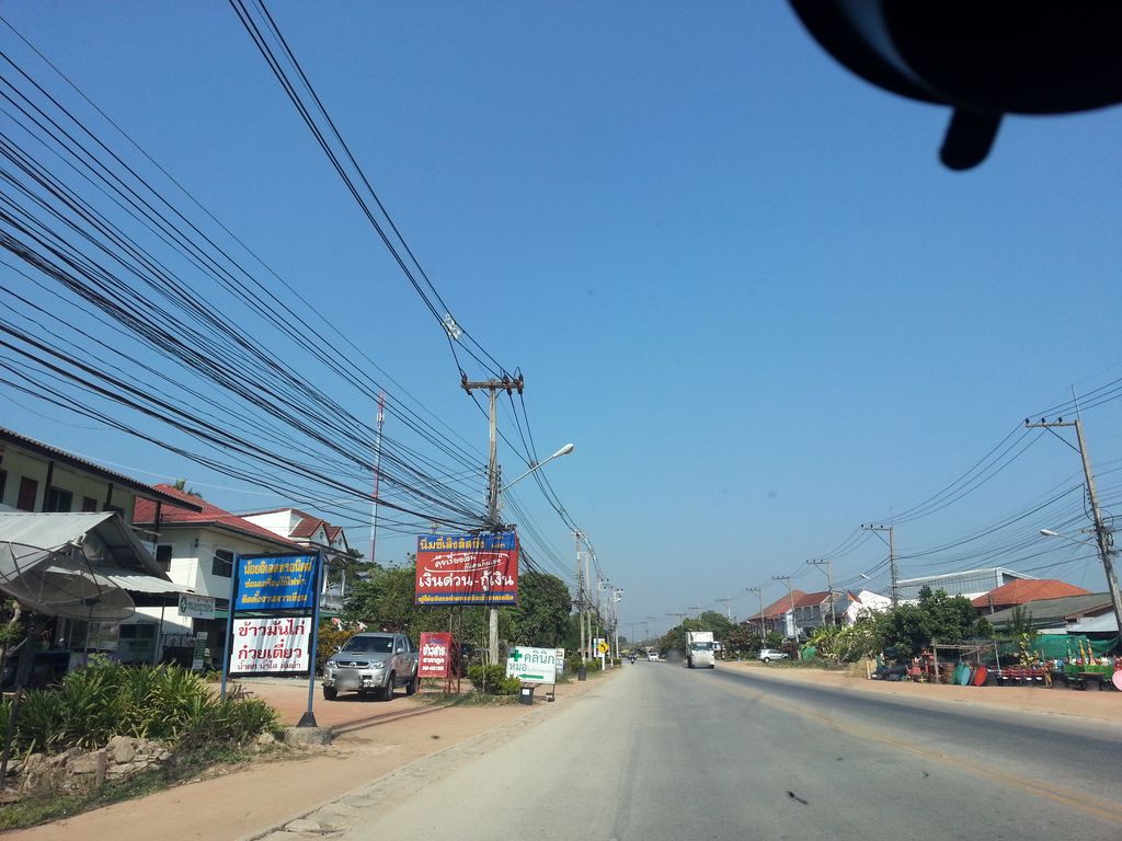 ภาพถนนตรงที่ 24 Coffee ตั้งอยู่ ถ่ายโดย mishari พ.ศ. 2558 (2015) · A street-level view of where 24 Coffee stands, by mishari in 2558 (2015)