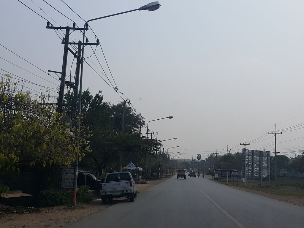 ภาพถนนตรงที่ tammada house.cafe ตั้งอยู่ ถ่ายโดย jrcarlsen พ.ศ. 2559 (2016) · A street-level view of where tammada house.cafe stands, by jrcarlsen in 2559 (2016)