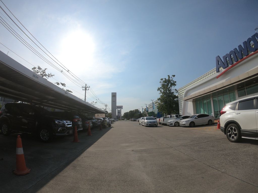 ภาพถนนตรงที่ Amway Cafe ตั้งอยู่ ถ่ายโดย chanuwath_grab พ.ศ. 2562 (2019) · A street-level view of where Amway Cafe stands, by chanuwath_grab in 2562 (2019)