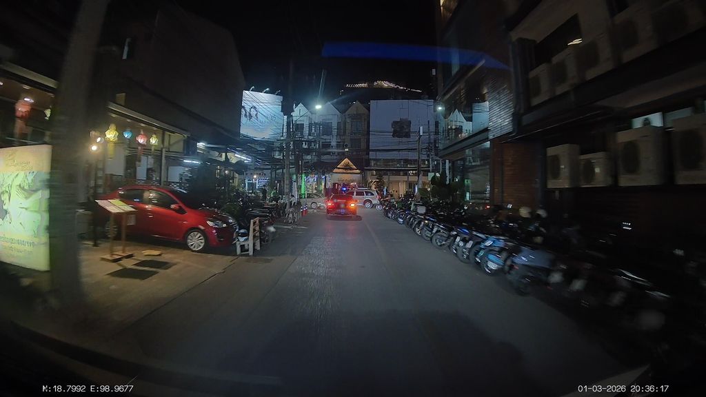 ภาพถนนตรงที่ Daravalee Massage ตั้งอยู่ ถ่ายโดย ThailandCambodia พ.ศ. 2569 (2026) · A street-level view of where Daravalee Massage stands, by ThailandCambodia in 2569 (2026)
