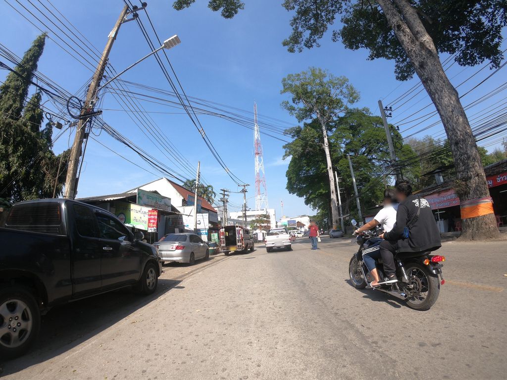 ภาพถนนตรงที่ ร้านมาตยาเซอร์วิส ตั้งอยู่ ถ่ายโดย chanuwath_grab พ.ศ. 2562 (2019) · A street-level view of where ร้านมาตยาเซอร์วิส · Ran Matya Service stands, by chanuwath_grab in 2562 (2019)