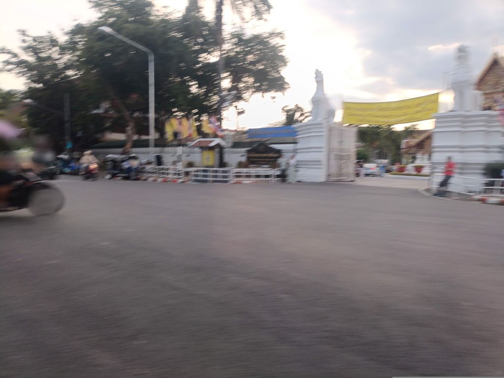 ภาพถนนตรงที่ Beary Bear Fish Spa ตั้งอยู่ ถ่ายโดย skillsy พ.ศ. 2568 (2025) · A street-level view of where Beary Bear Fish Spa stands, by skillsy in 2568 (2025)