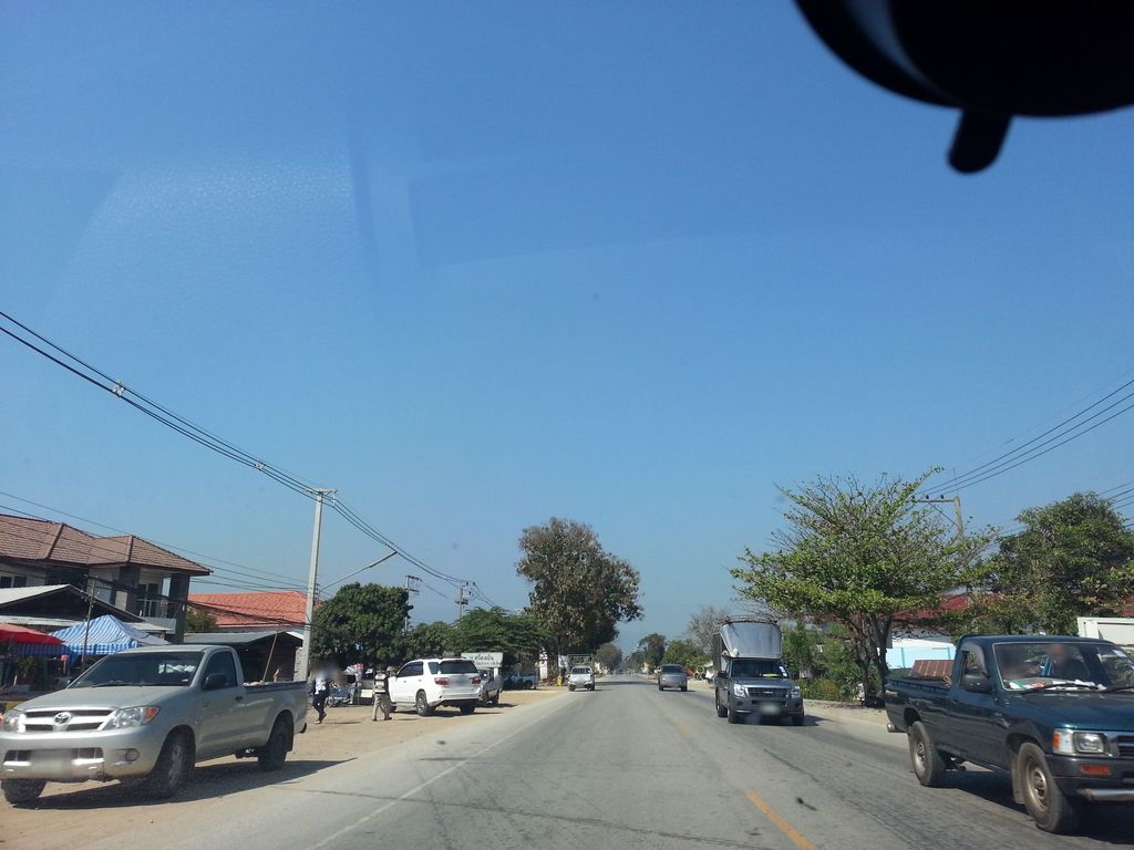 ภาพถนนตรงที่ หม่าล่า Jr บ้านดงป่าสัก ตั้งอยู่ ถ่ายโดย mishari พ.ศ. 2558 (2015) · A street-level view of where หม่าล่า Jr บ้านดงป่าสัก · Mala Jr Ban Dong Pa Sak stands, by mishari in 2558 (2015)