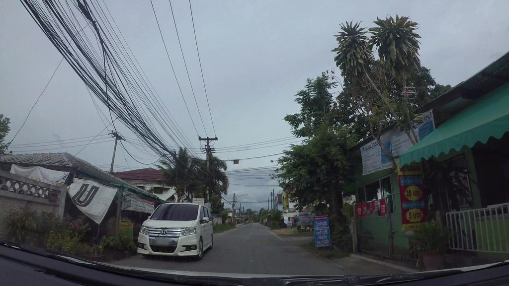 ภาพถนนตรงที่ ร้านจัตวา ตั้งอยู่ ถ่ายโดย kaart_3 พ.ศ. 2562 (2019) · A street-level view of where ร้านจัตวา · Ran Chatwa stands, by kaart_3 in 2562 (2019)