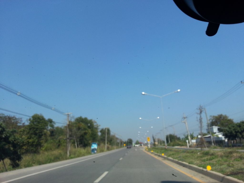 ภาพถนนตรงที่ ปราการ บล็อกประสาน ตั้งอยู่ ถ่ายโดย mishari พ.ศ. 2558 (2015) · A street-level view of where ปราการ บล็อกประสาน · Prakan Block Prasan stands, by mishari in 2558 (2015)