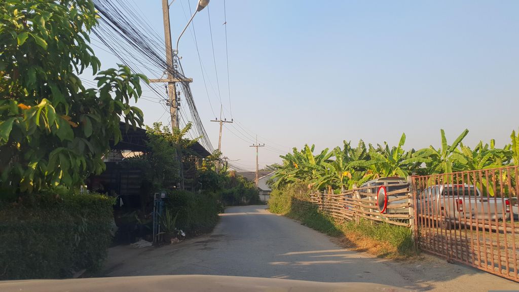 ภาพถนนตรงที่ อู่ซ่อมรถ วิชัย 168  เชียงใหม่ ตั้งอยู่ ถ่ายโดย jrcarlsen พ.ศ. 2566 (2023) · A street-level view of where อู่ซ่อมรถ วิชัย 168  เชียงใหม่ · Utamarot Wichai 168 Chiang Mai stands, by jrcarlsen in 2566 (2023)