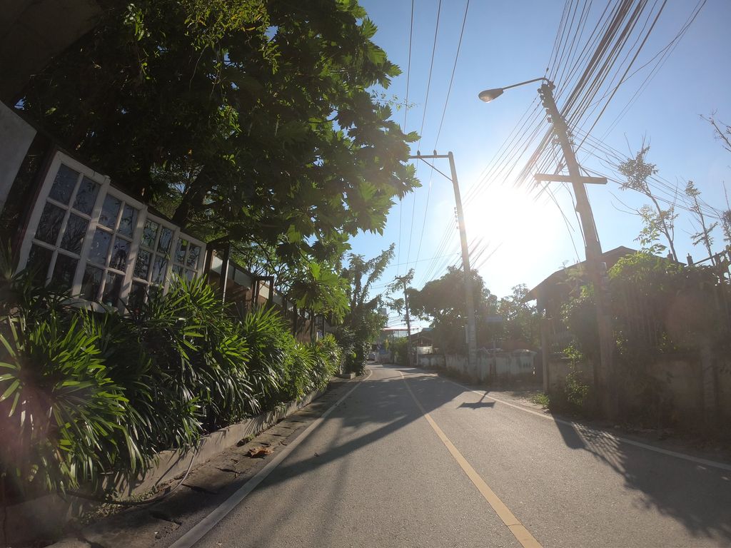 ภาพถนนตรงที่ บ้านแม่เอี้ยน art and craff activity ตั้งอยู่ ถ่ายโดย chanuwath_grab พ.ศ. 2562 (2019) · A street-level view of where บ้านแม่เอี้ยน art and craff activity stands, by chanuwath_grab in 2562 (2019)