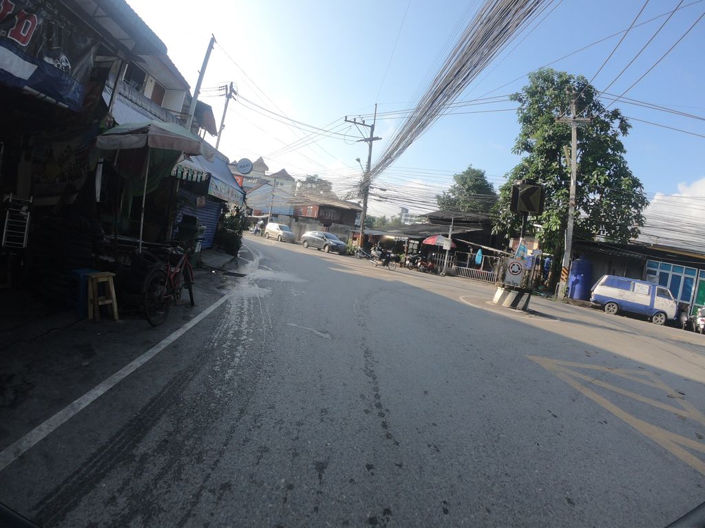 ภาพถนนตรงที่ Project Crepes Chiang Mai ตั้งอยู่ ถ่ายโดย chanuwath_grab พ.ศ. 2562 (2019) · A street-level view of where Project Crepes Chiang Mai stands, by chanuwath_grab in 2562 (2019)
