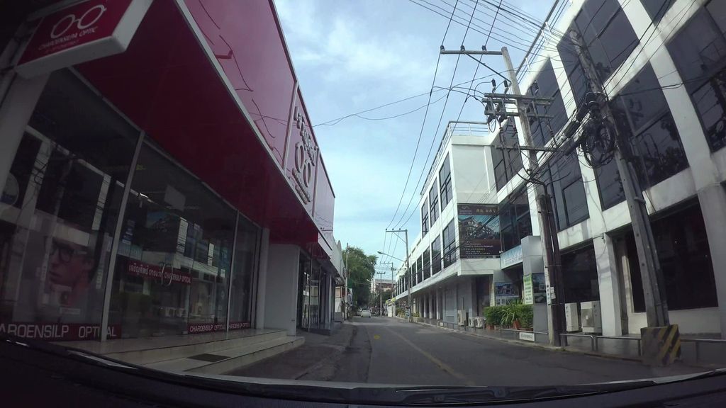 ภาพถนนตรงที่ Double shot ตั้งอยู่ ถ่ายโดย kaart_3 พ.ศ. 2562 (2019) · A street-level view of where Double shot stands, by kaart_3 in 2562 (2019)