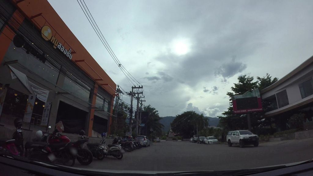 ภาพถนนตรงที่ RTC Ofiice City Bus Center ตั้งอยู่ ถ่ายโดย kaart_3 พ.ศ. 2562 (2019) · A street-level view of where RTC Ofiice City Bus Center stands, by kaart_3 in 2562 (2019)