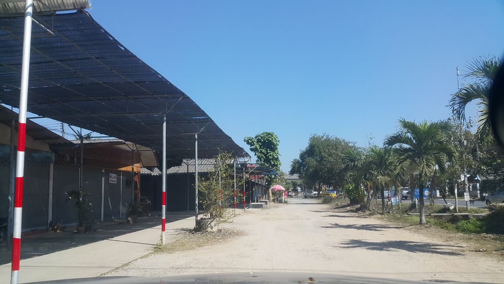 ภาพถนนตรงที่ By ZaZii ตั้งอยู่ ถ่ายโดย jrcarlsen พ.ศ. 2562 (2019) · A street-level view of where By ZaZii stands, by jrcarlsen in 2562 (2019)