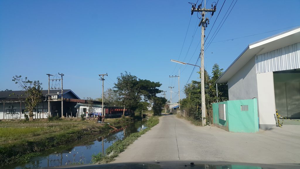 ภาพถนนตรงที่ Greenature Grains and Noodle Co., Ltd. ตั้งอยู่ ถ่ายโดย jrcarlsen พ.ศ. 2562 (2019) · A street-level view of where Greenature Grains and Noodle Co., Ltd. stands, by jrcarlsen in 2562 (2019)