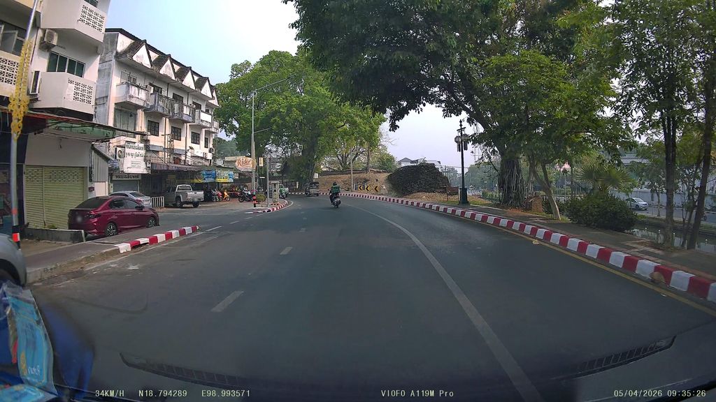 ภาพถนนตรงที่ Tonpalm Fruits ตั้งอยู่ ถ่ายโดย ThailandCambodia พ.ศ. 2569 (2026) · A street-level view of where Tonpalm Fruits stands, by ThailandCambodia in 2569 (2026)