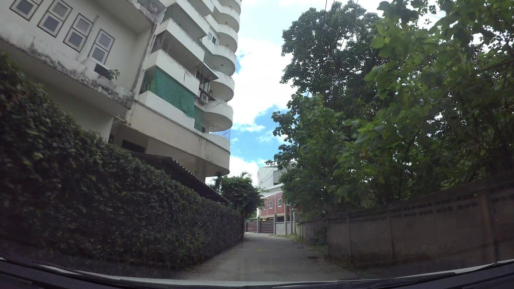 ภาพถนนตรงที่ สุพนิชคอนโดมิเนียม ตั้งอยู่ ถ่ายโดย kaart_3 พ.ศ. 2562 (2019) · A street-level view of where สุพนิชคอนโดมิเนียม · Supnit Condominium stands, by kaart_3 in 2562 (2019)