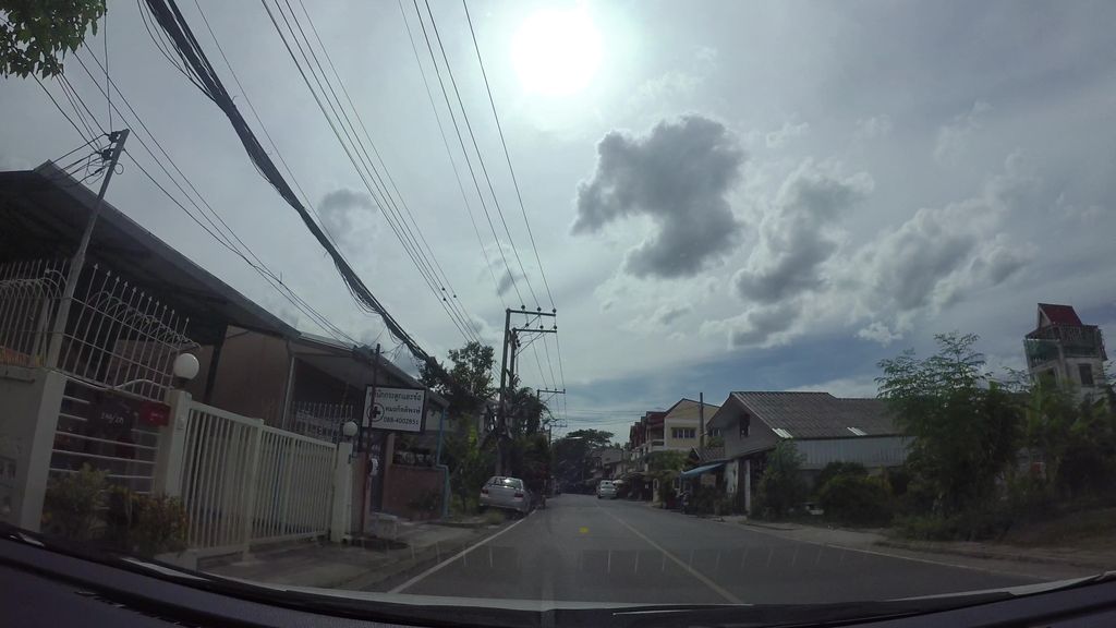 ภาพถนนตรงที่ คลินิกกระดูกและข้อหมอกิตติพงษ์ ตั้งอยู่ ถ่ายโดย kaart_3 พ.ศ. 2562 (2019) · A street-level view of where คลินิกกระดูกและข้อหมอกิตติพงษ์ · Kraduklaekho Mo Kittipnga Clinic stands, by kaart_3 in 2562 (2019)