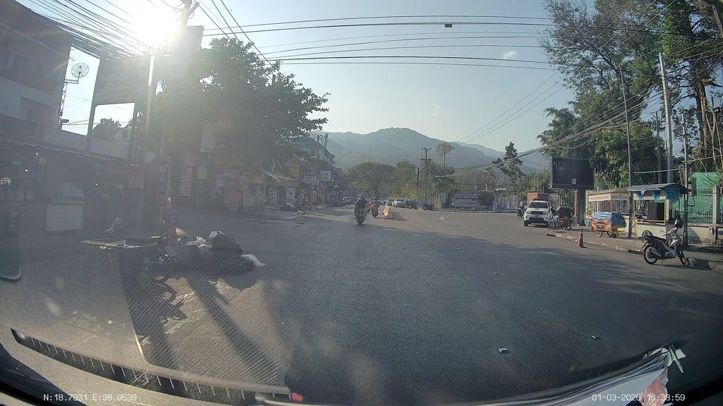 ภาพถนนตรงที่ อ้ายเต้ย ทรงเครื่องตระกูลไข่ ตั้งอยู่ ถ่ายโดย ThailandCambodia พ.ศ. 2569 (2026) · A street-level view of where อ้ายเต้ย ทรงเครื่องตระกูลไข่ · Aitoei Songkhrueang Trakun Khai stands, by ThailandCambodia in 2569 (2026)