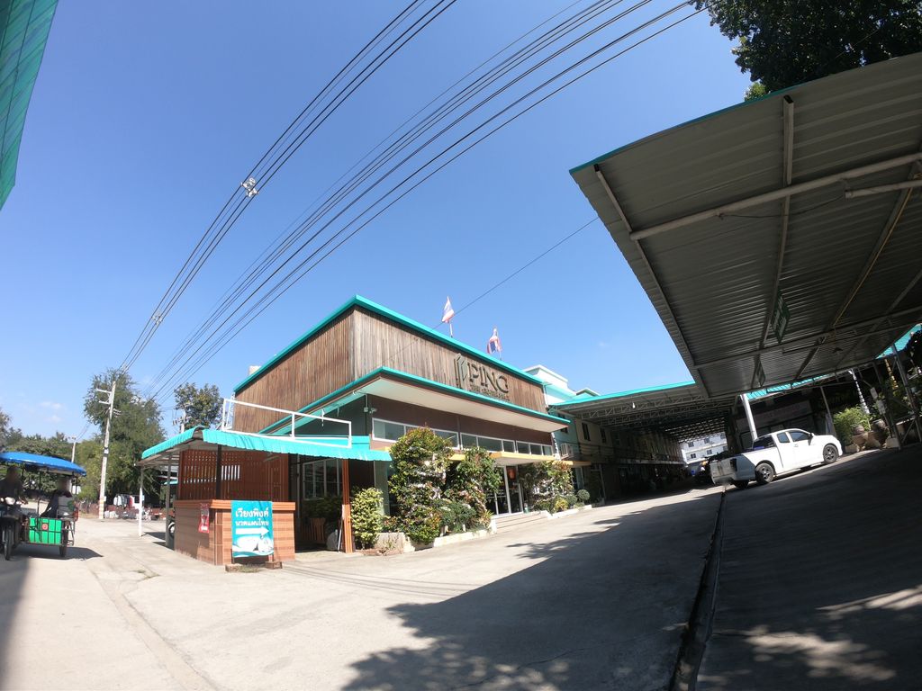 ภาพถนนตรงที่ Ping Condominium ตั้งอยู่ ถ่ายโดย chanuwath_grab พ.ศ. 2562 (2019) · A street-level view of where Ping Condominium stands, by chanuwath_grab in 2562 (2019)