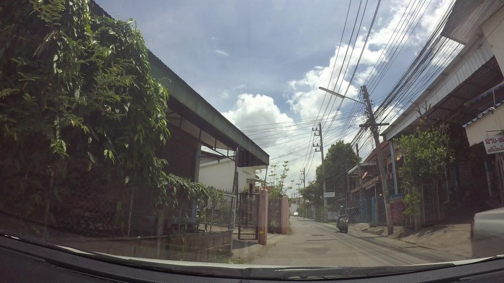 ภาพถนนตรงที่ อรรถรสเลิศ ตั้งอยู่ ถ่ายโดย kaart_3 พ.ศ. 2562 (2019) · A street-level view of where อรรถรสเลิศ · Atrotloet stands, by kaart_3 in 2562 (2019)