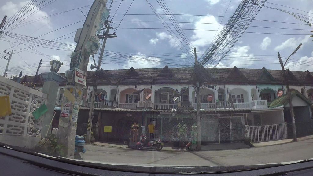 ภาพถนนตรงที่ BEAM Education Foundation ตั้งอยู่ ถ่ายโดย kaart_3 พ.ศ. 2562 (2019) · A street-level view of where BEAM Education Foundation stands, by kaart_3 in 2562 (2019)