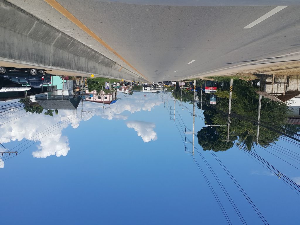 ภาพถนนตรงที่ เอกโภชนา ตั้งอยู่ ถ่ายโดย jrcarlsen พ.ศ. 2558 (2015) · A street-level view of where เอกโภชนา · Ekphotna stands, by jrcarlsen in 2558 (2015)