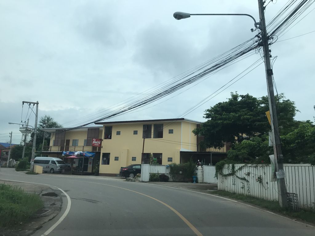ภาพถนนตรงที่ Tomi oden ตั้งอยู่ ถ่ายโดย prasert พ.ศ. 2561 (2018) · A street-level view of where Tomi oden stands, by prasert in 2561 (2018)