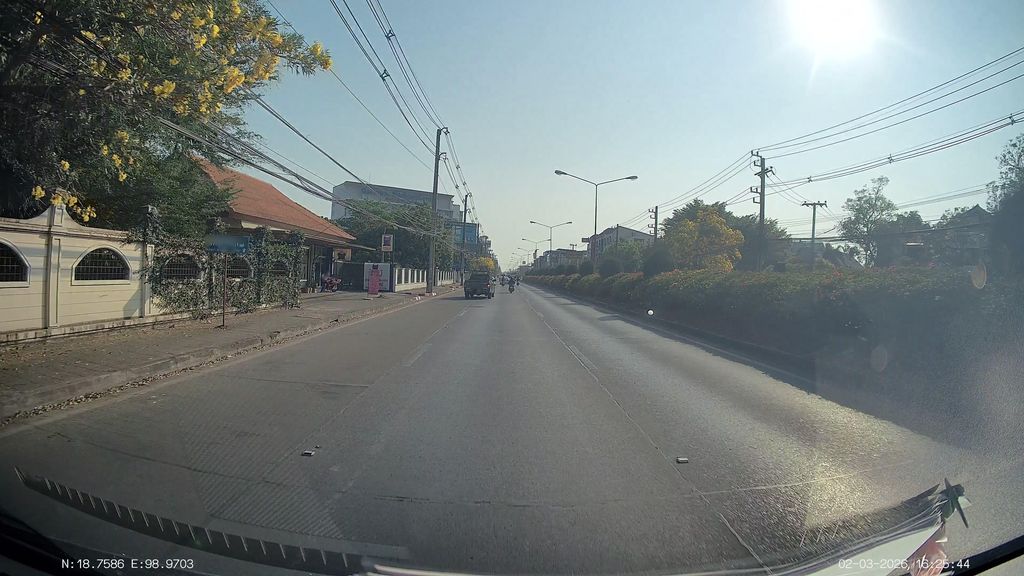 ภาพถนนตรงที่ Dr.zu big size จำหน่ายเสื้อผ้าไซส์ใหญ่พิเศษ ตั้งอยู่ ถ่ายโดย ThailandCambodia พ.ศ. 2569 (2026) · A street-level view of where Dr.zu big size จำหน่ายเสื้อผ้าไซส์ใหญ่พิเศษ stands, by ThailandCambodia in 2569 (2026)