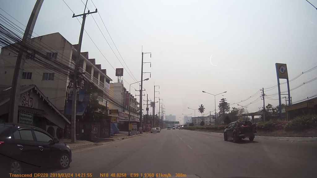ภาพถนนตรงที่ ร้านก๋วยเตี๋ยวลูกทุ่งรุ่งเรือง ตั้งอยู่ ถ่ายโดย mapcreator พ.ศ. 2562 (2019) · A street-level view of where ร้านก๋วยเตี๋ยวลูกทุ่งรุ่งเรือง · Ran Kuaitiao Luk Thung Rungrueang stands, by mapcreator in 2562 (2019)