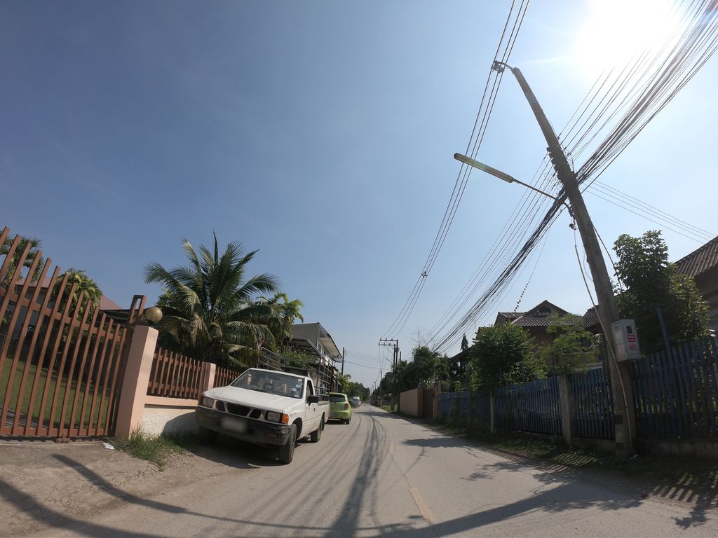 ภาพถนนตรงที่ Plot homemade ตั้งอยู่ ถ่ายโดย chanuwath_grab พ.ศ. 2562 (2019) · A street-level view of where Plot homemade stands, by chanuwath_grab in 2562 (2019)
