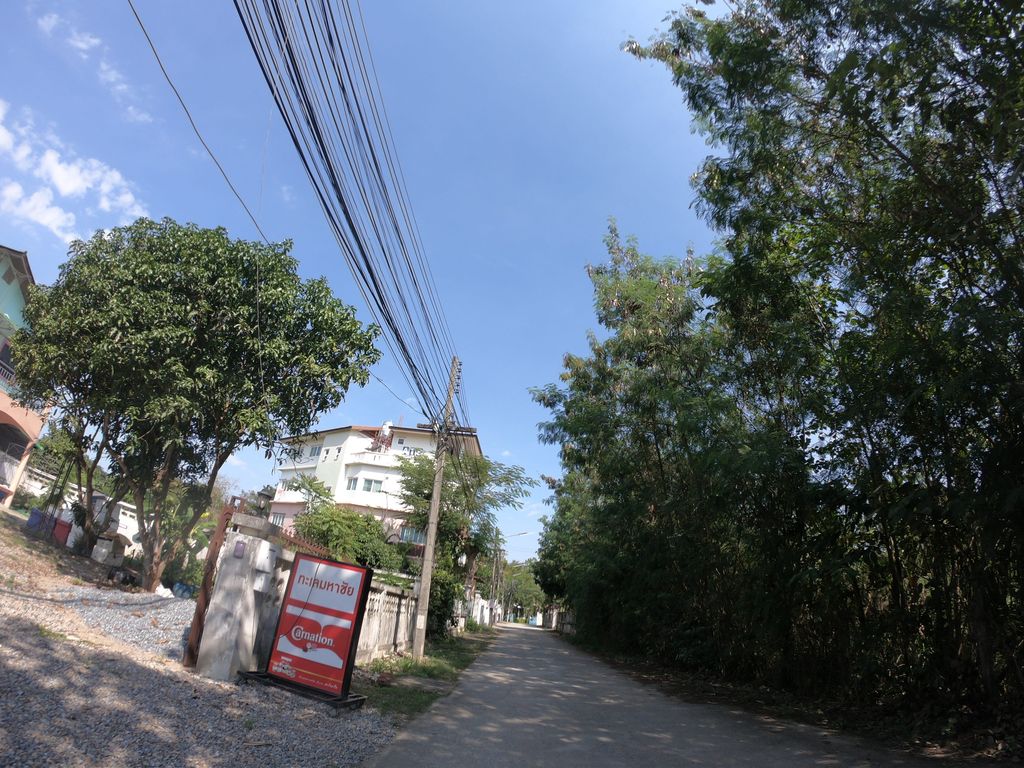 ภาพถนนตรงที่ Legal Status Network Foundation ตั้งอยู่ ถ่ายโดย chanuwath_grab พ.ศ. 2562 (2019) · A street-level view of where Legal Status Network Foundation stands, by chanuwath_grab in 2562 (2019)