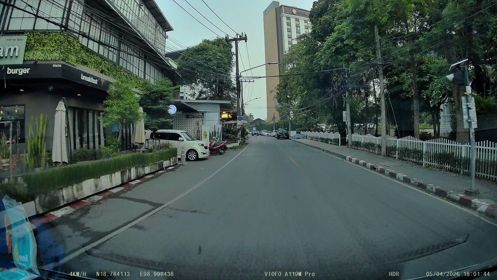 ภาพถนนตรงที่ ปิง ปาย Ping & Pai Beauty Salon ตั้งอยู่ ถ่ายโดย ThailandCambodia พ.ศ. 2569 (2026) · A street-level view of where ปิง ปาย Ping & Pai Beauty Salon stands, by ThailandCambodia in 2569 (2026)