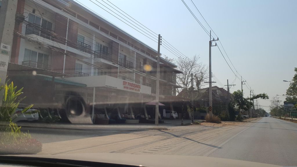 ภาพถนนตรงที่ Siri Logistics Co.,Ltd. ตั้งอยู่ ถ่ายโดย jrcarlsen พ.ศ. 2566 (2023) · A street-level view of where Siri Logistics Co.,Ltd. stands, by jrcarlsen in 2566 (2023)