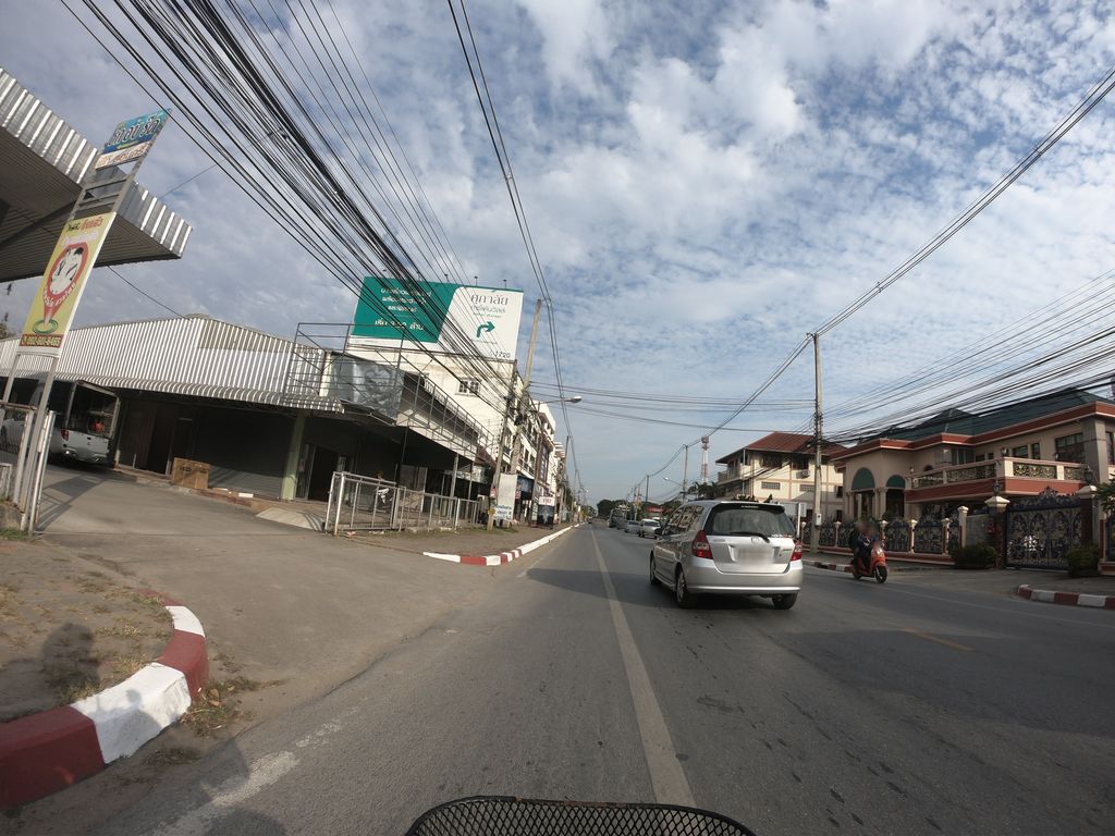 ภาพถนนตรงที่ ฮันเตอร์ คลับ เทควันโดเชียงใหม่ ตั้งอยู่ ถ่ายโดย chanuwath_grab พ.ศ. 2562 (2019) · A street-level view of where ฮันเตอร์ คลับ เทควันโดเชียงใหม่ · Hantoe Club Taekwondo Chiang Mai stands, by chanuwath_grab in 2562 (2019)