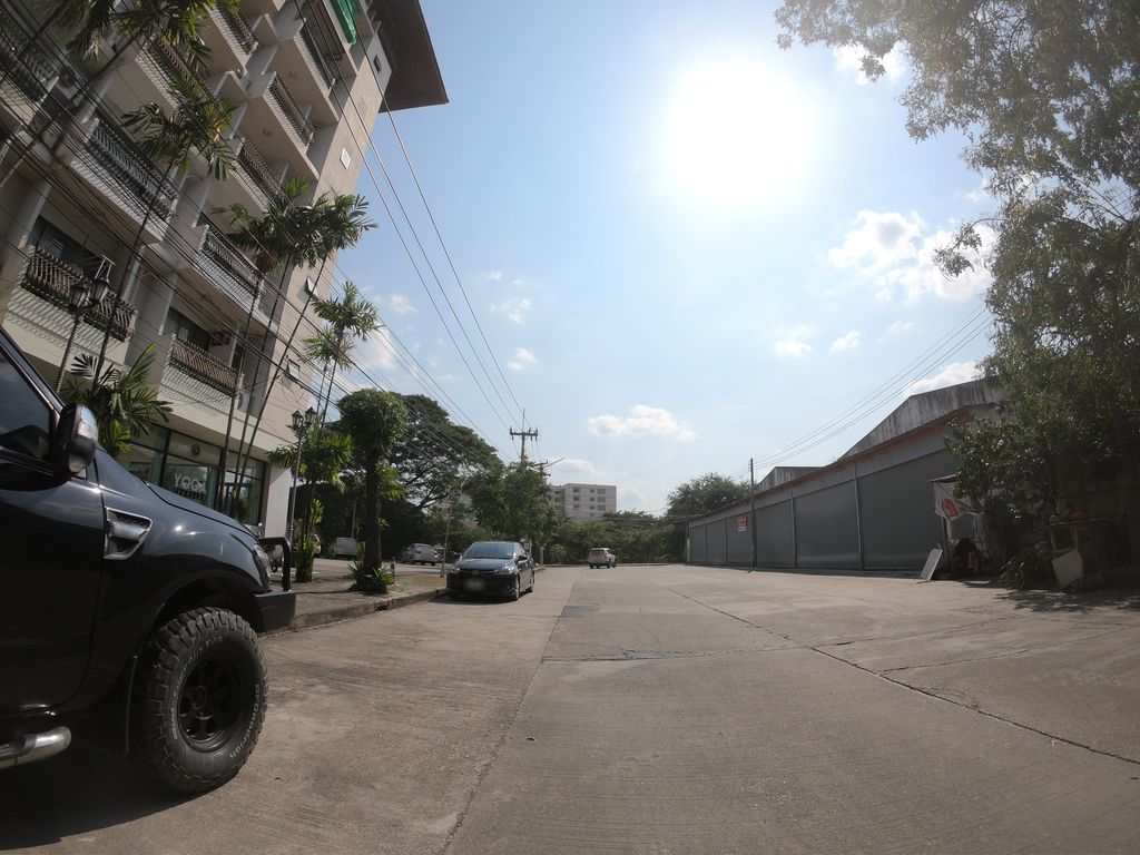 ภาพถนนตรงที่ Hillside Payap Condominium 7 ตั้งอยู่ ถ่ายโดย chanuwath_grab พ.ศ. 2562 (2019) · A street-level view of where Hillside Payap Condominium 7 stands, by chanuwath_grab in 2562 (2019)