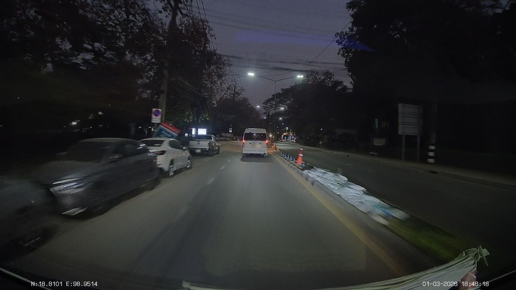 ภาพถนนตรงที่ สถานีตำรวจท้องภูเบศร ตั้งอยู่ ถ่ายโดย ThailandCambodia พ.ศ. 2569 (2026) · A street-level view of where สถานีตำรวจท้องภูเบศร · Thong Phubetra Police station stands, by ThailandCambodia in 2569 (2026)