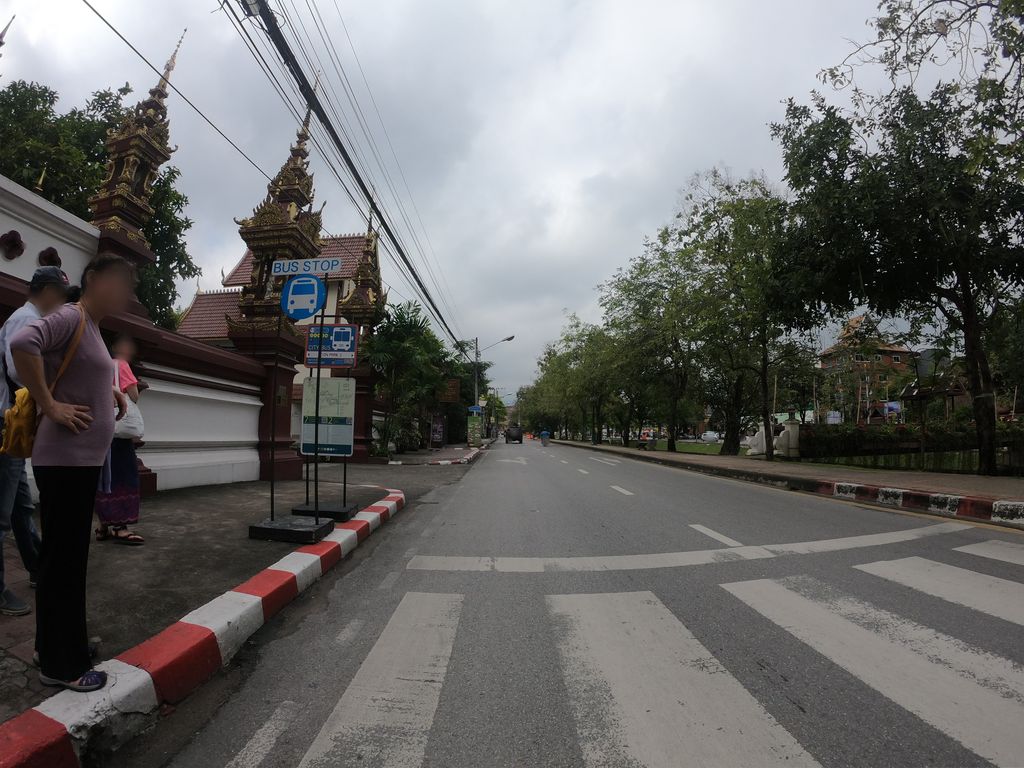 ภาพถนนตรงที่ Kuay thai Tattoo ตั้งอยู่ ถ่ายโดย chanuwath_grab พ.ศ. 2562 (2019) · A street-level view of where Kuay thai Tattoo stands, by chanuwath_grab in 2562 (2019)