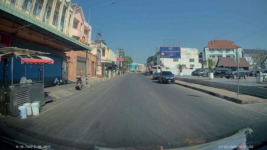 ภาพถนนตรงที่ ห้างเพชรทองกุลศรีสุวรรณ ตั้งอยู่ ถ่ายโดย ThailandCambodia พ.ศ. 2569 (2026) · A street-level view of where ห้างเพชรทองกุลศรีสุวรรณ · Hangphetrathong Kunsisuoraron stands, by ThailandCambodia in 2569 (2026)