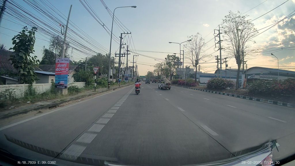 ภาพถนนตรงที่ อลิอันซ์ อยุธยา ประกันชีวิต สำนักงานตัวแทนไชยสถาน เชียงขาง โดยคุณจักรพันธ์ เพ็ชร์เวียง (ทีมงานเพชรเวียง) ตั้งอยู่ ถ่ายโดย ThailandCambodia พ.ศ. 2569 (2026) · A street-level view of where อลิอันซ์ อยุธยา ประกันชีวิต สำนักงานตัวแทนไชยสถาน เชียงขาง โดยคุณจักรพันธ์ เพ็ชร์เวียง (ทีมงานเพชรเวียง) · Allianz Yutya Prakanchiwit Samnakngan Tuathaen Chaisathan Chiangkhang Doi Khun Chak Phan Phetwiang (thimngan Phet Wiang) stands, by ThailandCambodia in 2569 (2026)