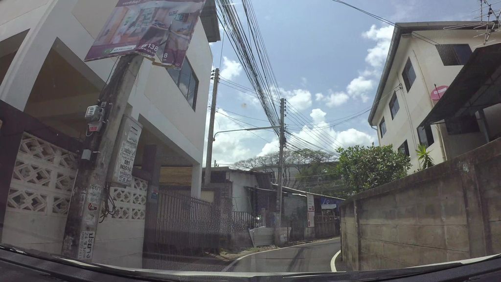 ภาพถนนตรงที่ ก๋วยเตี๋ยวเรือธารา ตั้งอยู่ ถ่ายโดย kaart_3 พ.ศ. 2562 (2019) · A street-level view of where ก๋วยเตี๋ยวเรือธารา · Kuai Tiaoruea Thara stands, by kaart_3 in 2562 (2019)