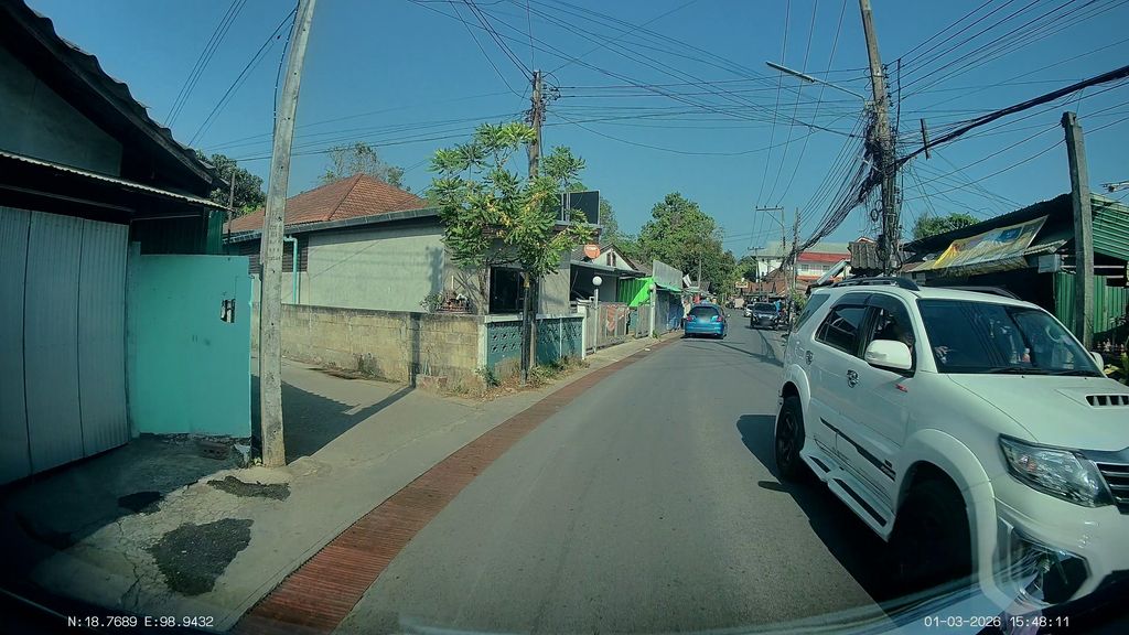ภาพถนนตรงที่ ร้านก๋วยเตี๋ยวป้าผ่อง ตั้งอยู่ ถ่ายโดย ThailandCambodia พ.ศ. 2569 (2026) · A street-level view of where ร้านก๋วยเตี๋ยวป้าผ่อง · Ran Kuaitiao Papong stands, by ThailandCambodia in 2569 (2026)