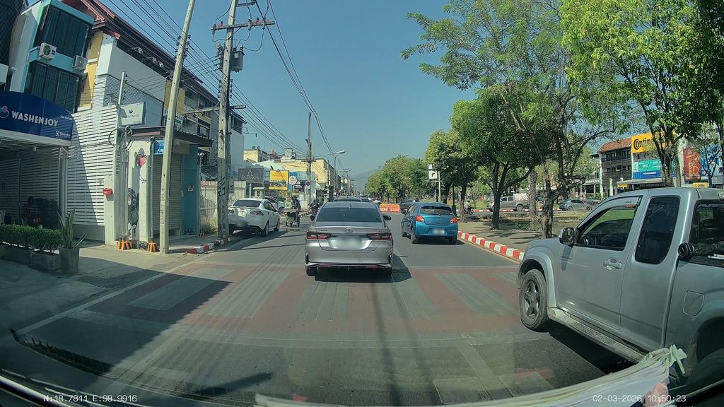 ภาพถนนตรงที่ รัตนเวสป้า ตั้งอยู่ ถ่ายโดย ThailandCambodia พ.ศ. 2569 (2026) · A street-level view of where รัตนเวสป้า · Ratnawetpa stands, by ThailandCambodia in 2569 (2026)