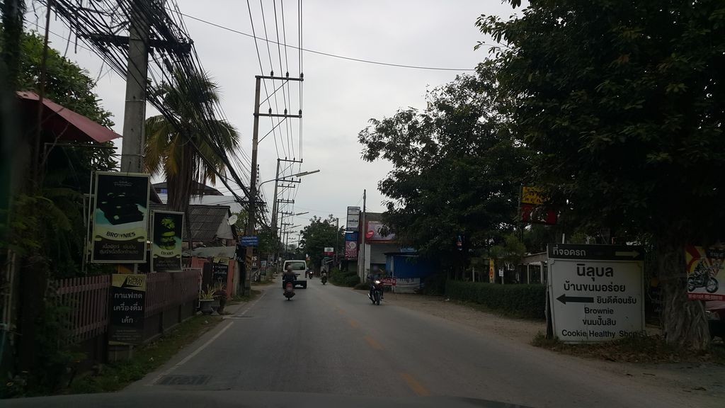 ภาพถนนตรงที่ Moddangfire ตั้งอยู่ ถ่ายโดย jrcarlsen พ.ศ. 2559 (2016) · A street-level view of where Moddangfire stands, by jrcarlsen in 2559 (2016)