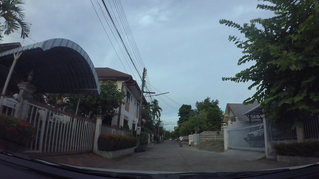 ภาพถนนตรงที่ เชียงใหม่ดรายไอซ์ ตั้งอยู่ ถ่ายโดย kaart_3 พ.ศ. 2562 (2019) · A street-level view of where เชียงใหม่ดรายไอซ์ · Chiang Mai Dry Ice stands, by kaart_3 in 2562 (2019)