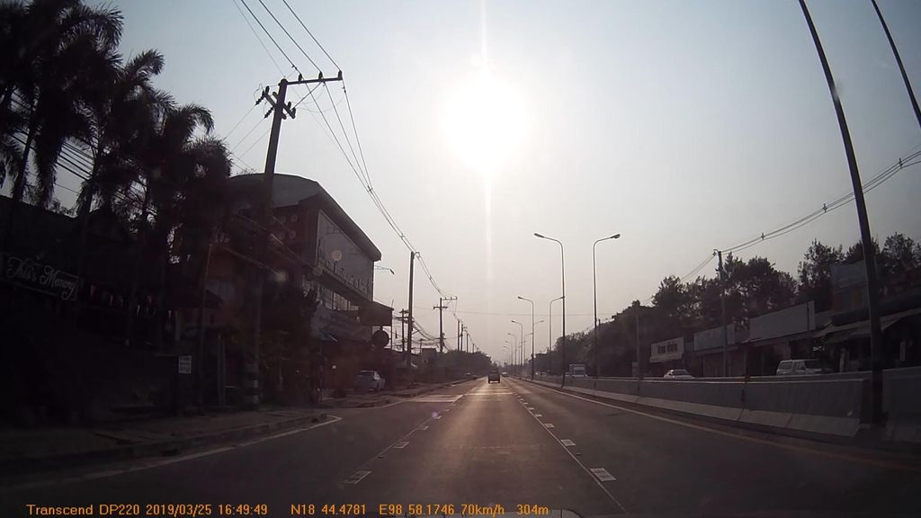 ภาพถนนตรงที่ Exiles Pub CNX ตั้งอยู่ ถ่ายโดย mapcreator พ.ศ. 2562 (2019) · A street-level view of where Exiles Pub CNX stands, by mapcreator in 2562 (2019)