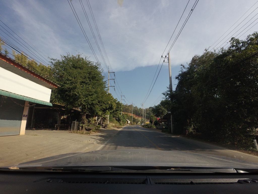 ภาพถนนตรงที่ ศุภกรการช่าง ตั้งอยู่ ถ่ายโดย mishari พ.ศ. 2564 (2021) · A street-level view of where ศุภกรการช่าง · Supkrakanchang stands, by mishari in 2564 (2021)