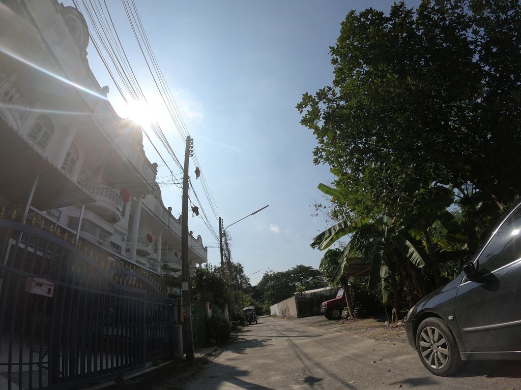 ภาพถนนตรงที่ บ้านต้นขาม ตั้งอยู่ ถ่ายโดย chanuwath_grab พ.ศ. 2562 (2019) · A street-level view of where บ้านต้นขาม · Ban Ton Kham stands, by chanuwath_grab in 2562 (2019)